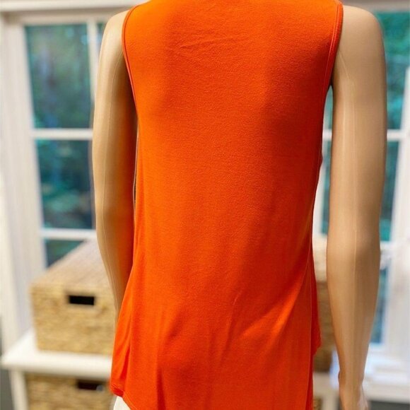 NWOT The Refinery Top - Picture 5 of 8